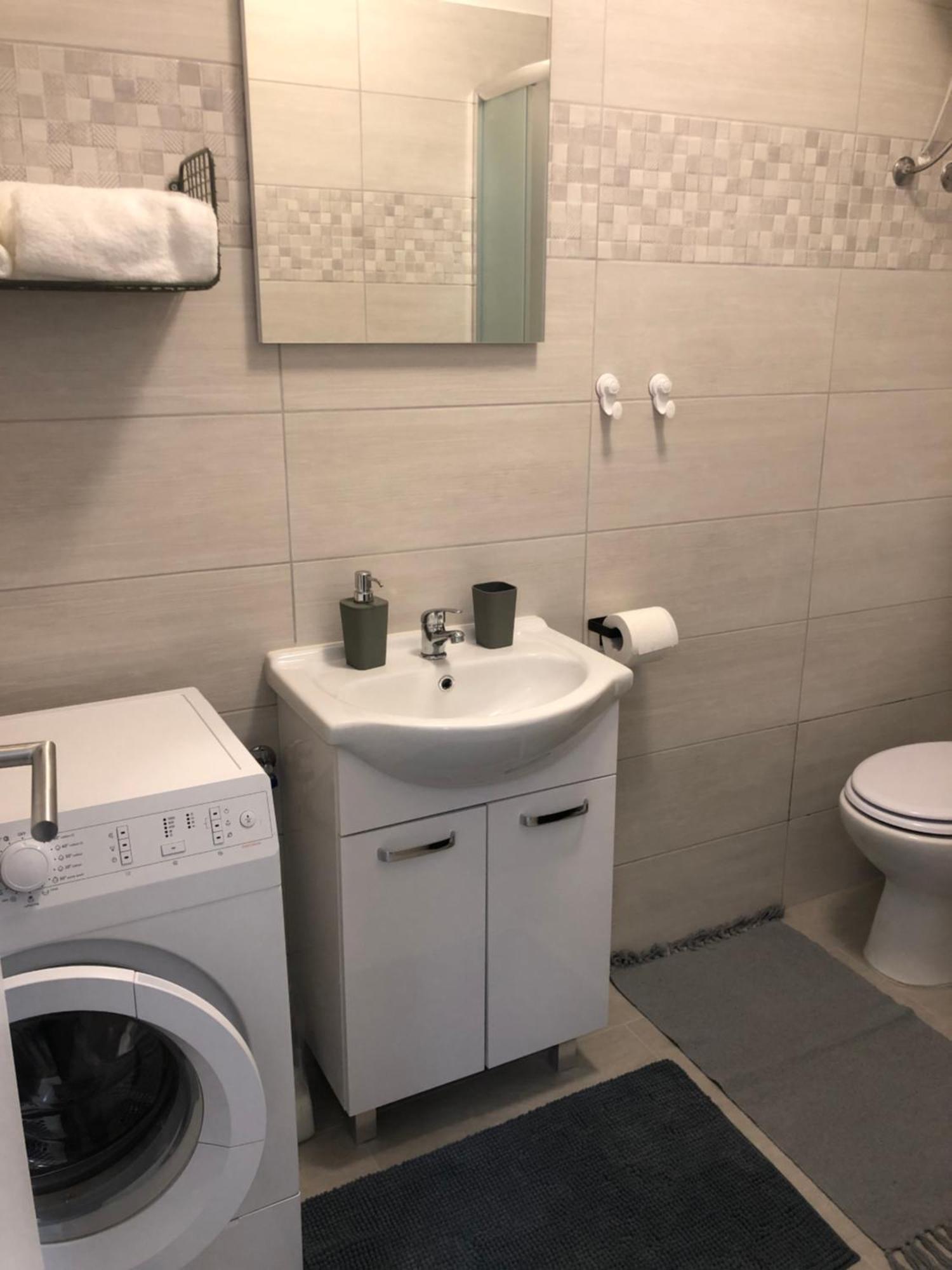 Studio Stipe- With Free Parking, Self Check-In 0-24 Zagreb Ngoại thất bức ảnh
