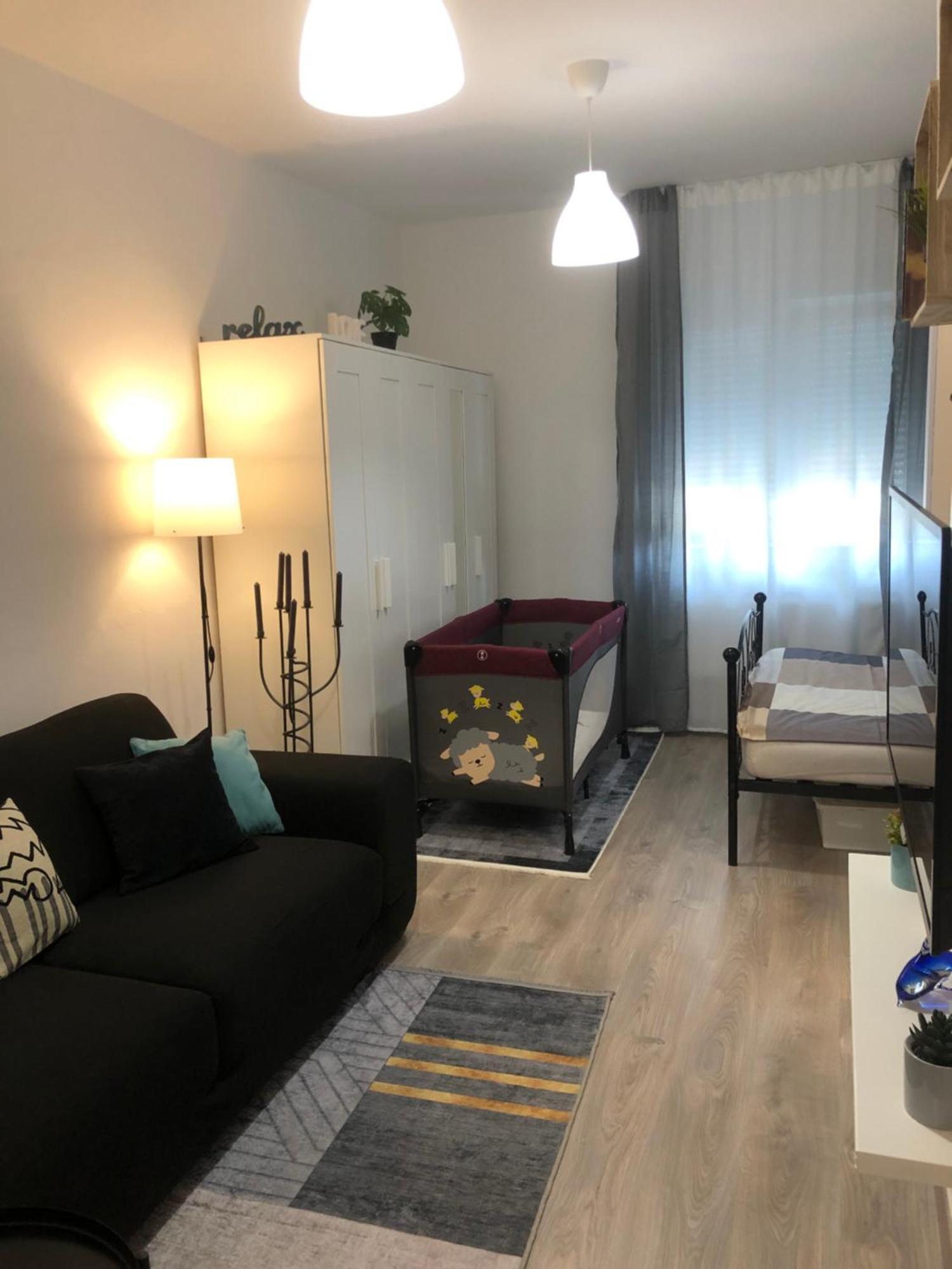 Studio Stipe- With Free Parking, Self Check-In 0-24 Zagreb Ngoại thất bức ảnh