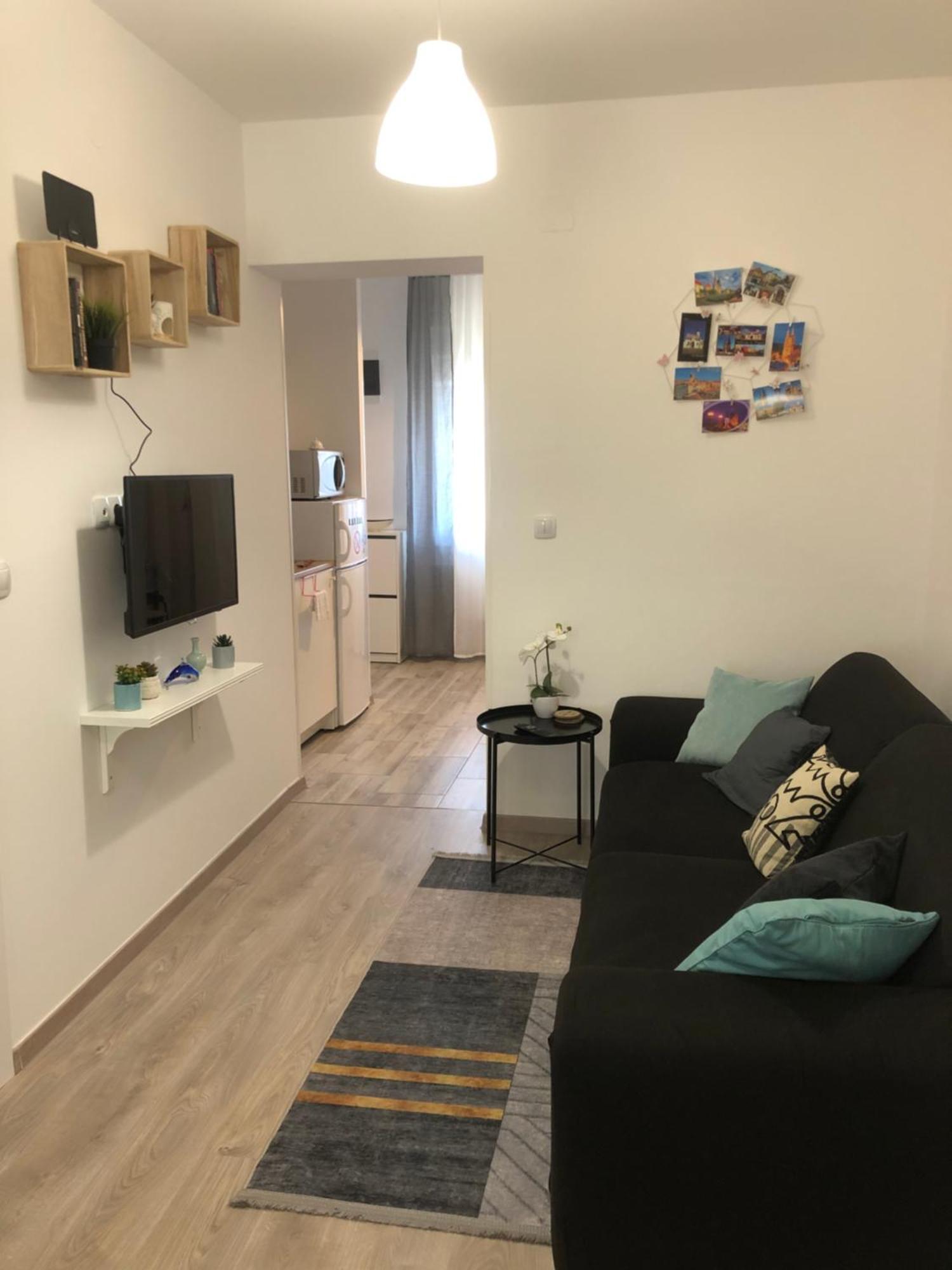 Studio Stipe- With Free Parking, Self Check-In 0-24 Zagreb Ngoại thất bức ảnh